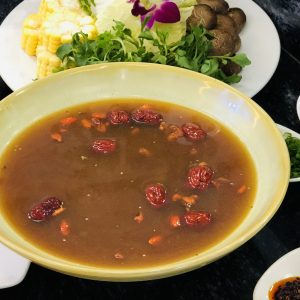 NƯỚC LẨU HONGKONG THƠM NGON TRÒN VỊ