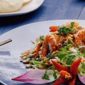 GỎI NGÓ SEN TÔM MỰC (phần)